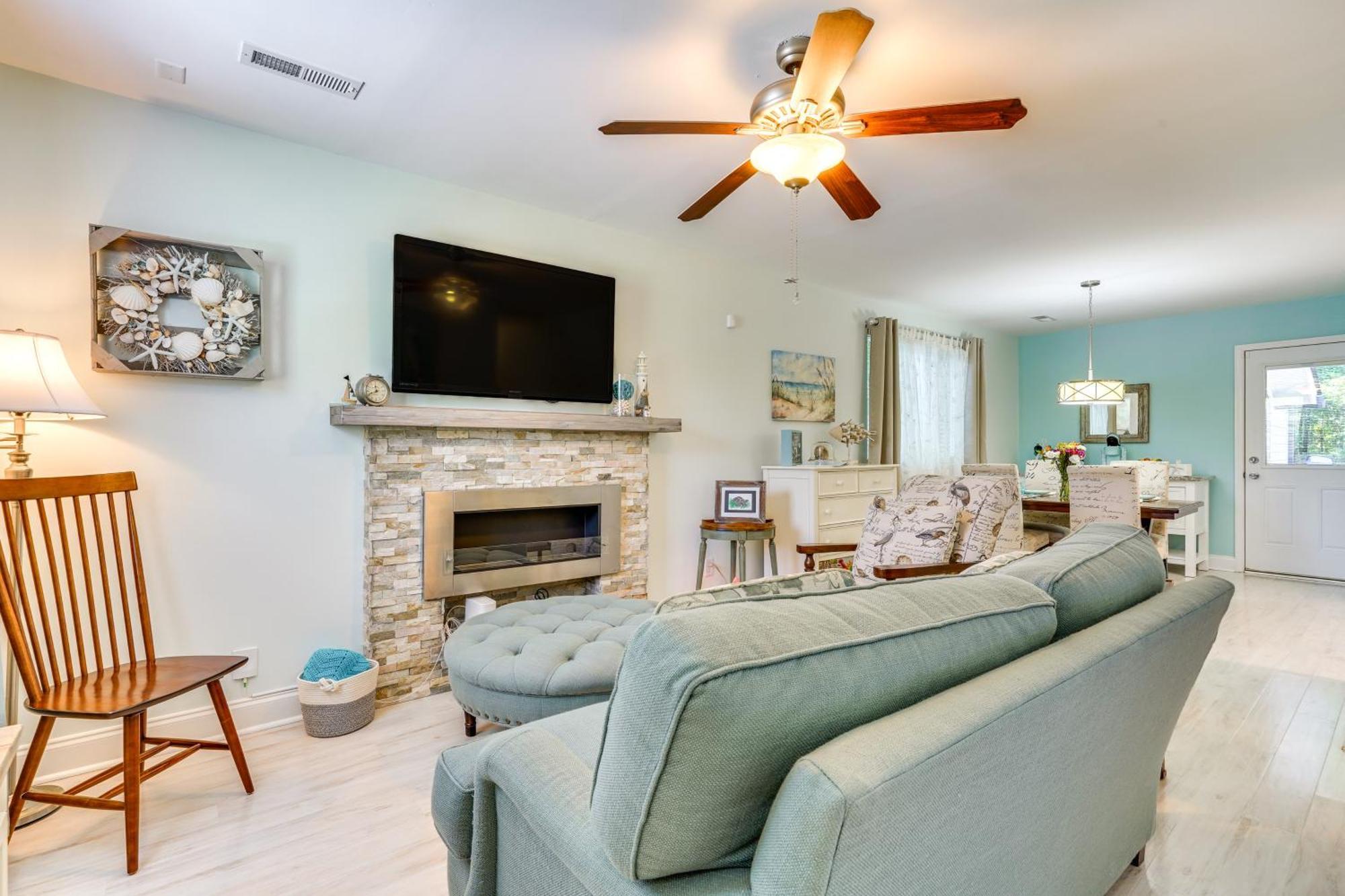 Villa Cozy Goose Creek Escape With Patio And Grill Exterior foto